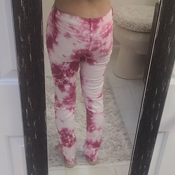 Fuchsia Pink Distressed Jeans - Picture 6 of 6